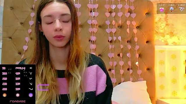 Snapshot of CoraVex chatting on 14, 2, 2026 CoraVex online show from 14, 2, 2026