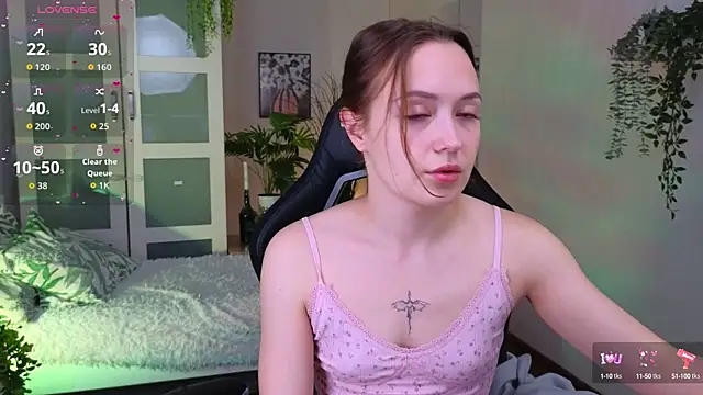 Snapshot of selin_selin chatting on 8, 10, 2025 selin selin online show from 8, 10, 2025