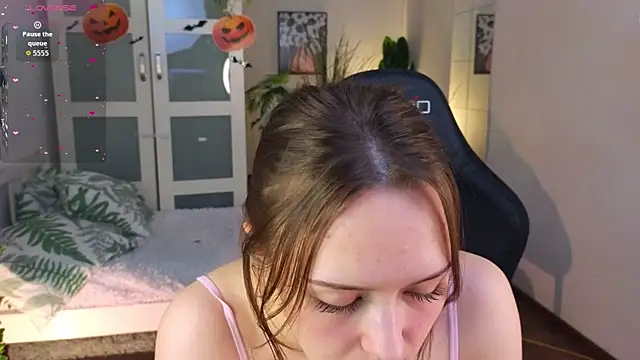 Snapshot of selin_selin chatting on 23, 10, 2025 selin selin online show from 23, 10, 2025