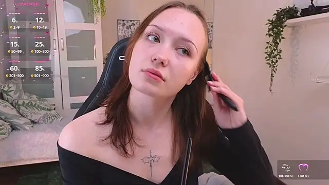 Snapshot of selin_selin chatting on 28, 11, 2025 selin selin online show from 28, 11, 2025