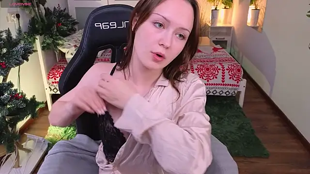 Snapshot of selin_selin chatting on 4, 12, 2025 selin selin online show from 4, 12, 2025