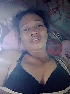 Snapshot of donna-bae chatting on 8, 11, 2025 donna-bae online show from 8, 11, 2025