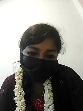 Snapshot of TAMIL_AMMUKUTTYY chatting on 10, 10, 2025 TAMIL AMMUKUTTYY online show from 10, 10, 2025