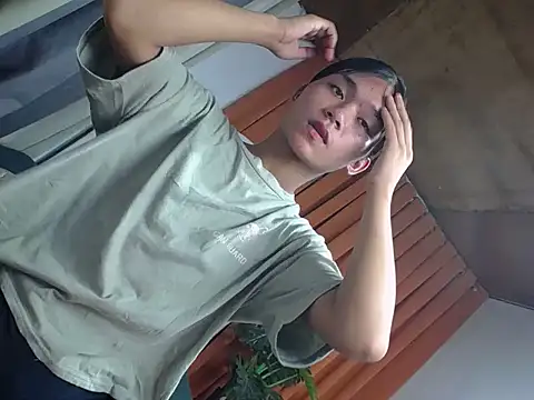 sweet athena online show from 13, 4, 2026