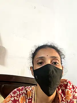 Snapshot of sweetreddy-02 chatting on 23, 10, 2025 sweetreddy-02 online show from 23, 10, 2025