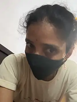 Snapshot of sweetreddy-02 chatting on 27, 10, 2025 sweetreddy-02 online show from 27, 10, 2025