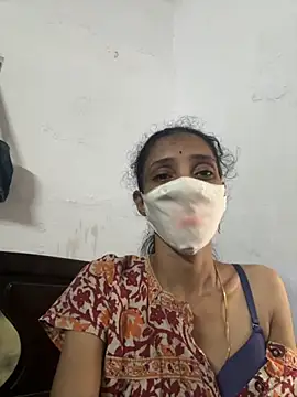 Snapshot of sweetreddy-02 chatting on 3, 11, 2025 sweetreddy-02 online show from 3, 11, 2025