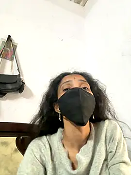 Snapshot of sweetreddy-02 chatting on 7, 11, 2025 sweetreddy-02 online show from 7, 11, 2025