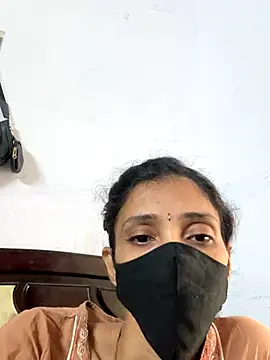 Snapshot of sweetreddy-02 chatting on 8, 11, 2025 sweetreddy-02 online show from 8, 11, 2025