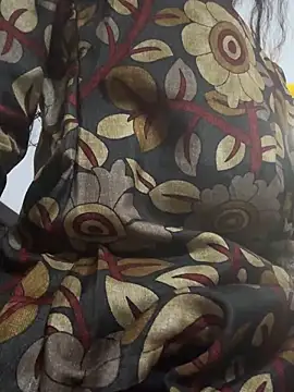 Snapshot of sweetreddy-02 chatting on 5, 12, 2025 sweetreddy-02 online show from 5, 12, 2025