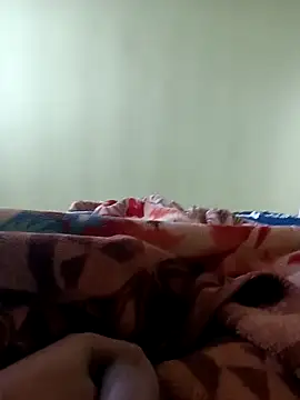 Snapshot of romero115 chatting on 27, 11, 2025 romero115 online show from 27, 11, 2025