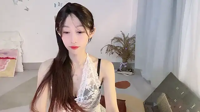 Snapshot of ai-ai-mi chatting on 11, 10, 2025 ai-ai-mi online show from 11, 10, 2025