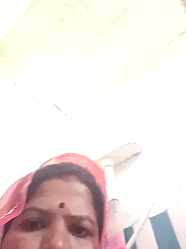 Snapshot of Hott_locky chatting on 22, 11, 2025 Hott locky online show from 22, 11, 2025