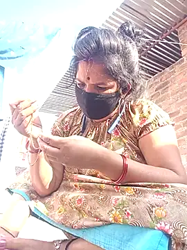 Snapshot of Hott_locky chatting on 28, 11, 2025 Hott locky online show from 28, 11, 2025