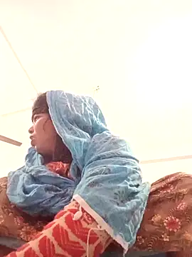 Snapshot of Hott_locky chatting on 28, 11, 2025 Hott locky online show from 28, 11, 2025