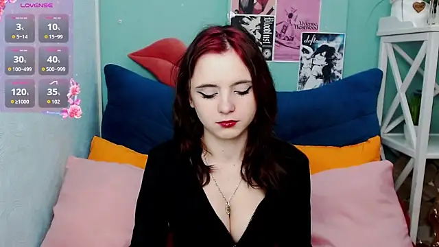 VivienneRo online show from 23, 11, 2025