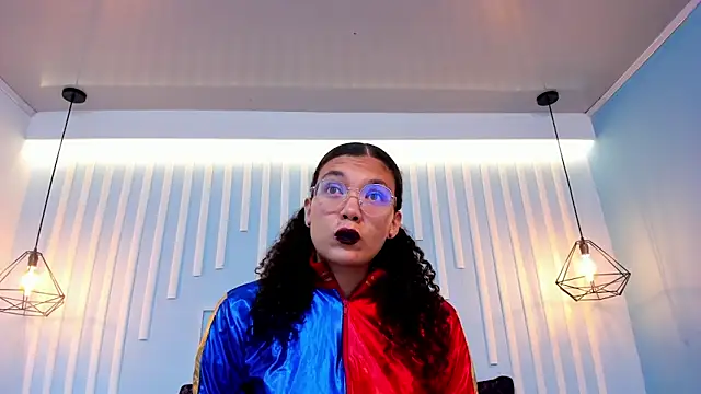 Snapshot of SweetStarr_ chatting on 31, 10, 2025 SweetStarr online show from 31, 10, 2025