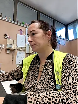 Snapshot of bichota85 chatting on 4, 11, 2025 bichota85 online show from 4, 11, 2025