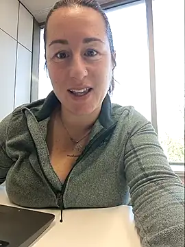 bichota85 online show from 12, 1, 2026