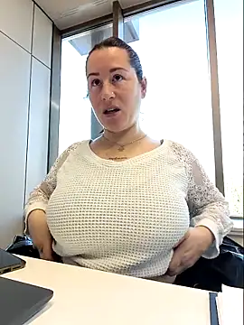 bichota85 online show from 6, 2, 2026