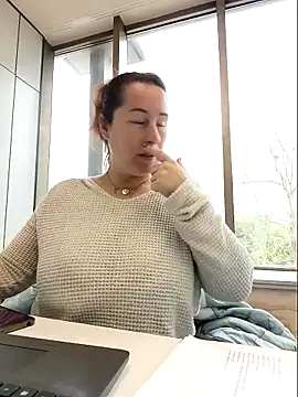 bichota85 online show from 30, 3, 2026