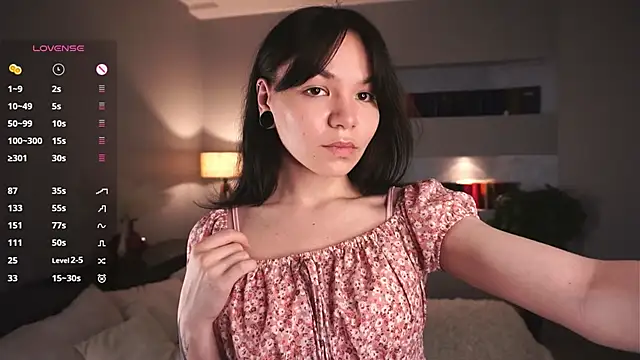 Snapshot of ElenorRoccio chatting on 9, 10, 2025 ElenorRoccio online show from 9, 10, 2025