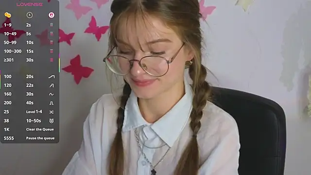 Snapshot of Katyaa_Lover chatting on 15, 10, 2025 Katyaa Lover online show from 15, 10, 2025