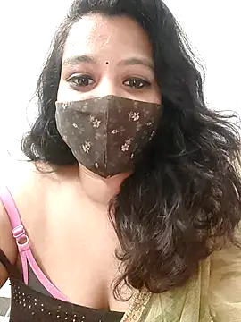 Snapshot of Bhaavyasingh chatting on 5, 11, 2025 Bhaavyasingh online show from 5, 11, 2025