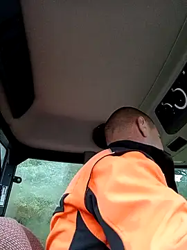 Snapshot of hugoboys4576 chatting on 24, 9, 2025 hugoboys4576 online show from 24, 9, 2025