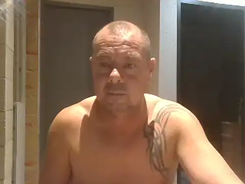 Snapshot of hugoboys4576 chatting on 7, 10, 2025 hugoboys4576 online show from 7, 10, 2025