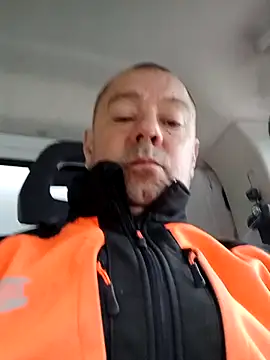 Snapshot of hugoboys4576 chatting on 15, 10, 2025 hugoboys4576 online show from 15, 10, 2025