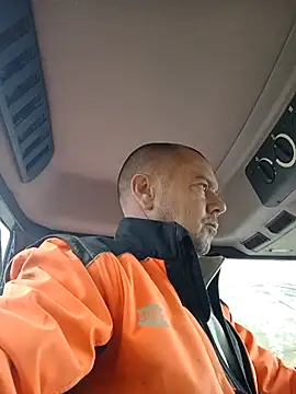 Snapshot of hugoboys4576 chatting on 6, 11, 2025 hugoboys4576 online show from 6, 11, 2025