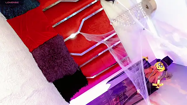 Snapshot of AithanaBlaze chatting on 21, 10, 2025 AithanaBlaze online show from 21, 10, 2025