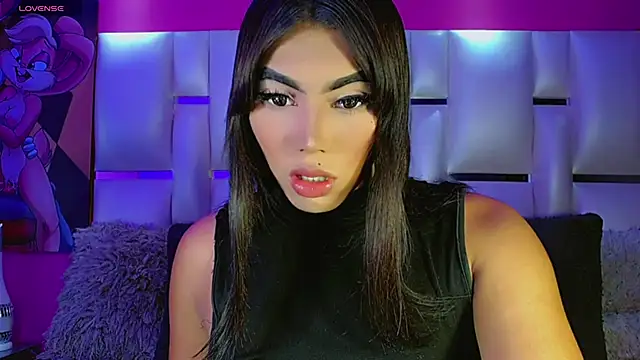 Snapshot of AithanaBlaze chatting on 1, 12, 2025 AithanaBlaze online show from 1, 12, 2025