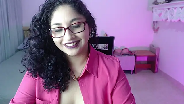 Gia Dior online show from 3, 10, 2025