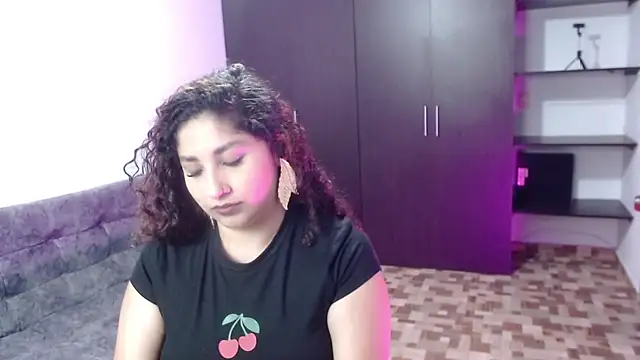 Gia Dior online show from 16, 3, 2026