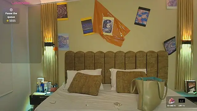 Snapshot of Sasharosee2 chatting on 1, 10, 2025 Sasharosee2 online show from 1, 10, 2025