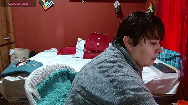 Snapshot of Sasharosee2 chatting on 28, 11, 2025 Sasharosee2 online show from 28, 11, 2025