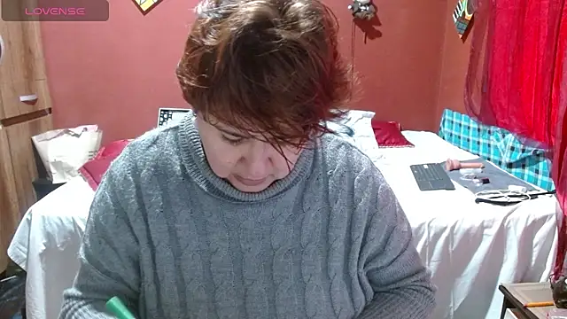 Snapshot of Sasharosee2 chatting on 2, 12, 2025 Sasharosee2 online show from 2, 12, 2025