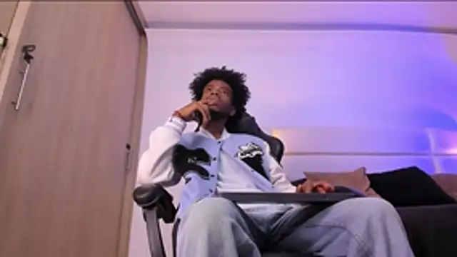 Snapshot of AllexJacob chatting on 19, 12, 2025 AllexJacob online show from 19, 12, 2025