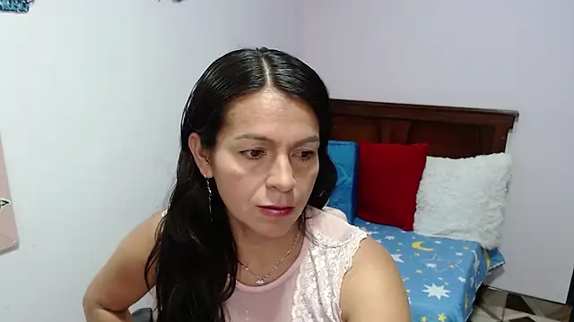 camilavargas  online show from 22, 6, 2026