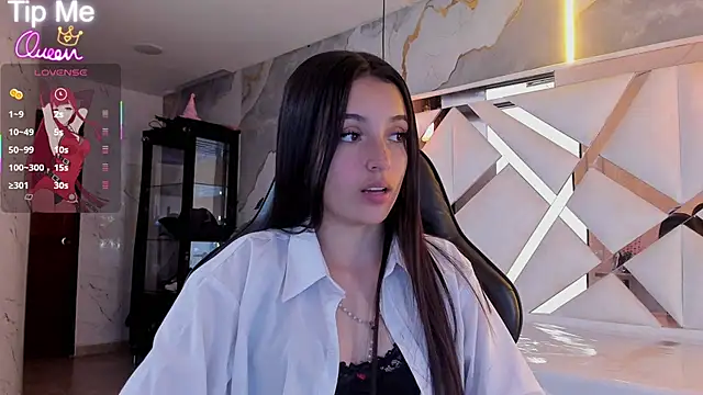 sophiadoll tf online show from 15, 4, 2026