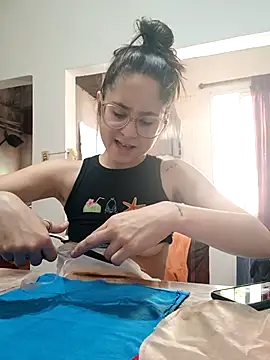 Snapshot of linameii chatting on 19, 11, 2025 linameii online show from 19, 11, 2025