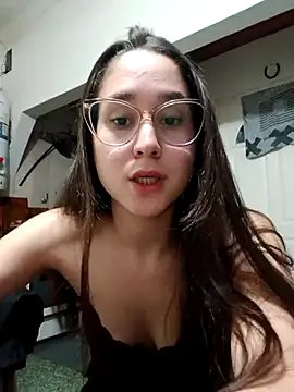 Snapshot of linameii chatting on 2, 12, 2025 linameii online show from 2, 12, 2025