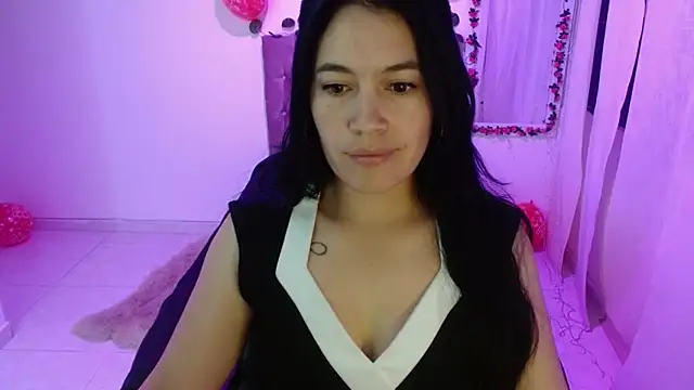 Snapshot of cristal1609 chatting on 23, 9, 2025 cristal1609 online show from 23, 9, 2025