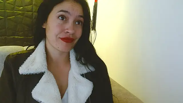 Snapshot of cristal1609 chatting on 4, 10, 2025 cristal1609 online show from 4, 10, 2025