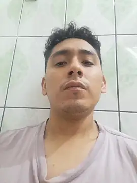 Snapshot of latinbigcock1_ chatting on 28, 9, 2025 latinbigcock1  online show from 28, 9, 2025