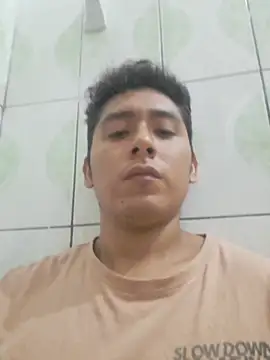 Snapshot of latinbigcock1_ chatting on 26, 10, 2025 latinbigcock1  online show from 26, 10, 2025