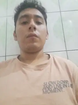 Snapshot of latinbigcock1_ chatting on 27, 10, 2025 latinbigcock1  online show from 27, 10, 2025