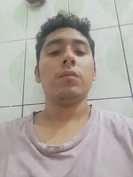 Snapshot of latinbigcock1_ chatting on 31, 10, 2025 latinbigcock1  online show from 31, 10, 2025